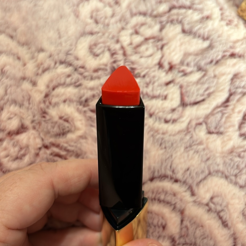 New Hourglass Vanish Blush Stick